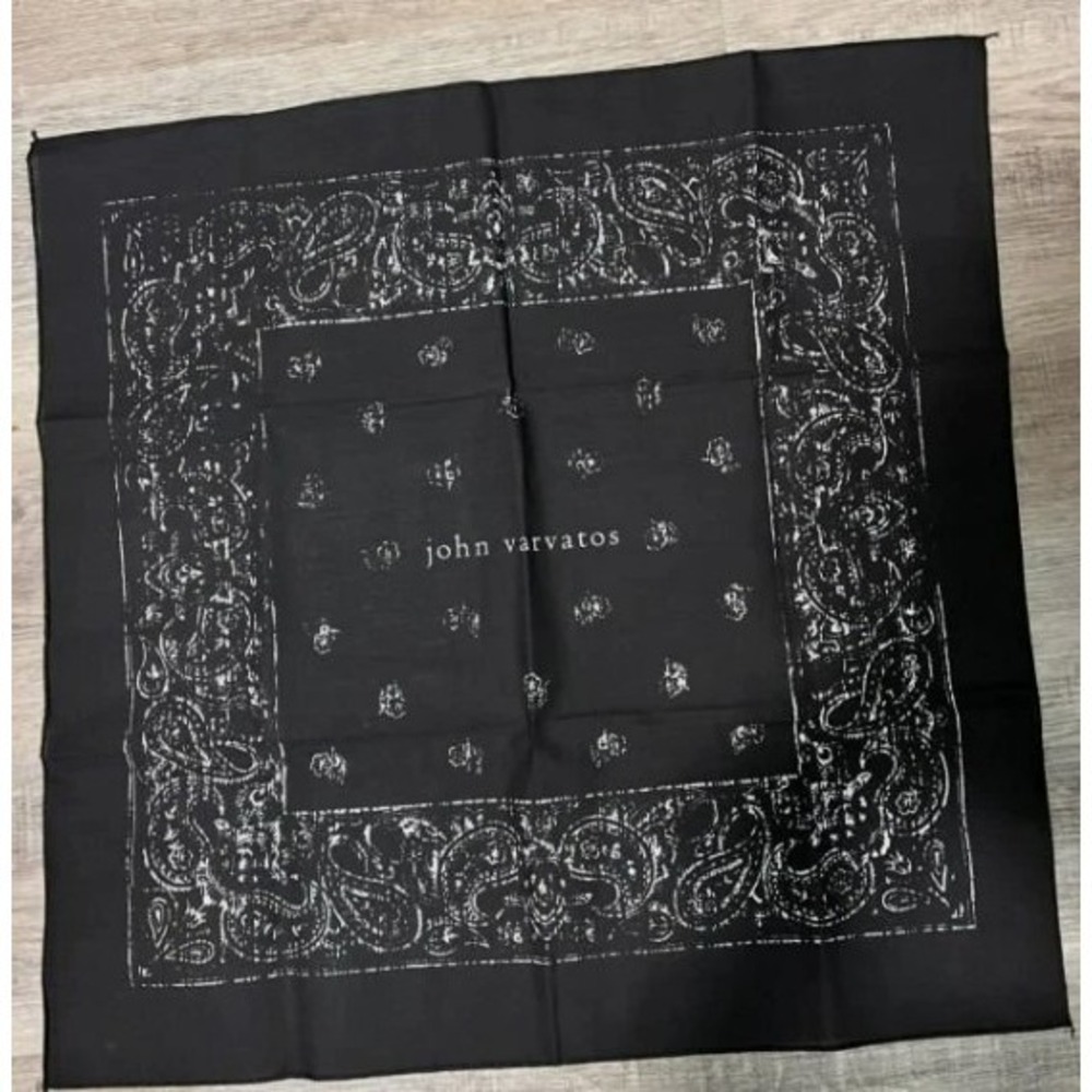 John Varvatos Black Paisley Pattern 100% Cotton Bandana Scarf 20" x 20" - NEW